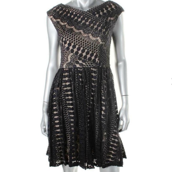 Betsey Johnson Dresses & Skirts - 🌸 Betsey Johnson | Black and Nude Lace Dress | 12